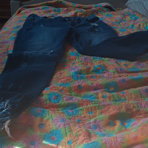 Jeans - Picture 4 of 4